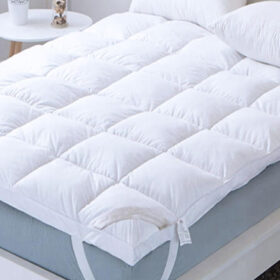 Hướng dẫn cách giặt topper nệm nhanh chóng và dễ dàng