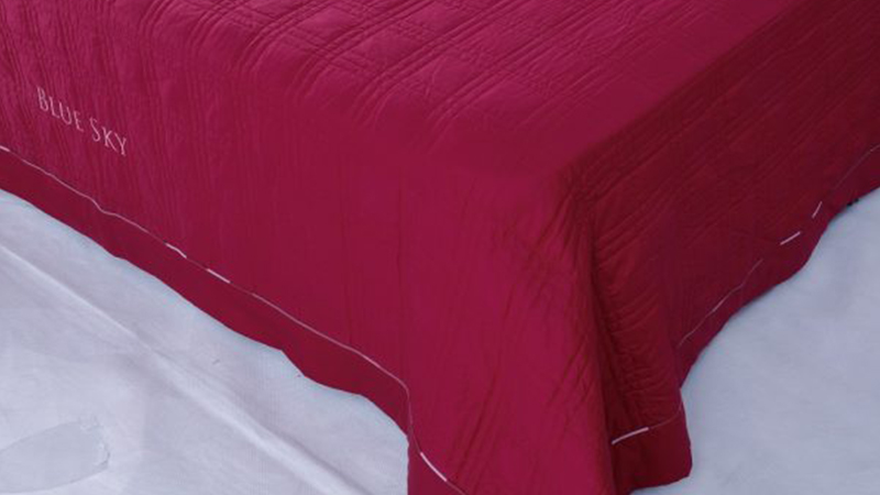 Bộ ga gối DL170 được làm từ chất liệu cotton tự nhiên nên mềm mại Bộ ga gối DL170 được làm từ chất liệu cotton tự nhiên nên mềm mại